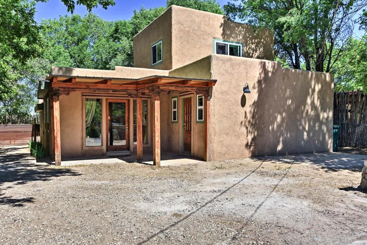 Cozy Home With Media Room Short Walk To Taos Plaza! Экстерьер фото