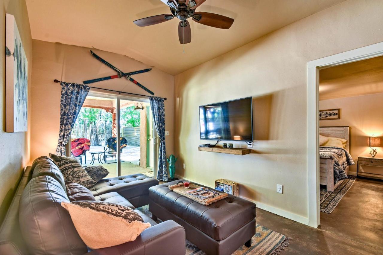 Cozy Home With Media Room Short Walk To Taos Plaza! Экстерьер фото